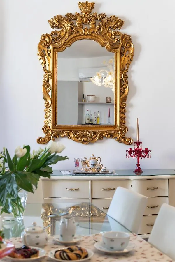 Daire Appartamento Perla Con Vista Canale Venedik İtalya